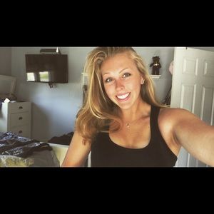 Meet your Posher, Jaclyn